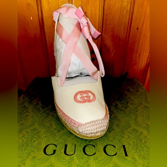 BNWT!!! Gucci Wedge Canvas Pretty in Pink Tie Wrap Up Sandals - Picture 8 of 9